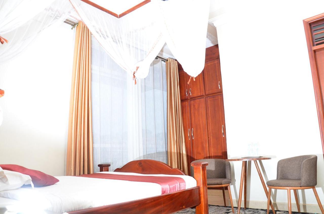 Ss Hotel Kampala Exterior foto